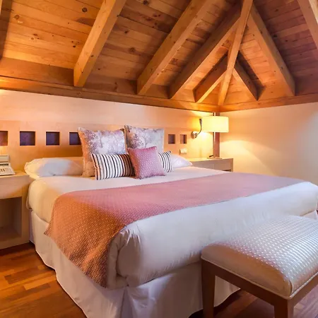 Izan Puerta De Gredos 4*