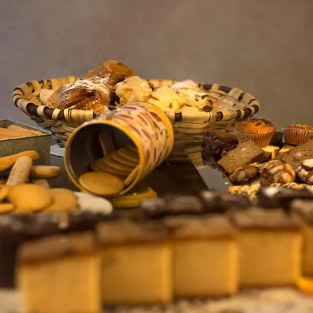 Izan Puerta De Gredos Hotel