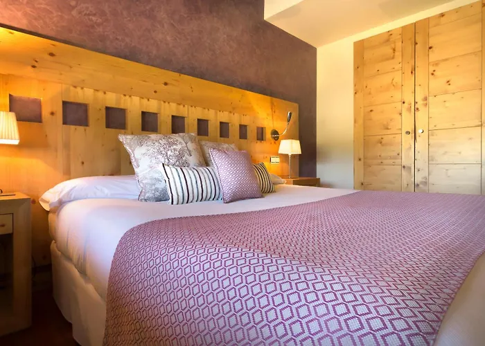 호텔 Izan Puerta De Gredos