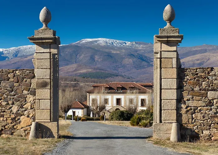 Izan Puerta De Gredos 4*