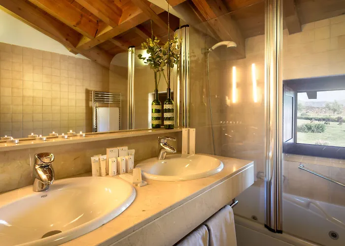 Izan Puerta De Gredos 호텔