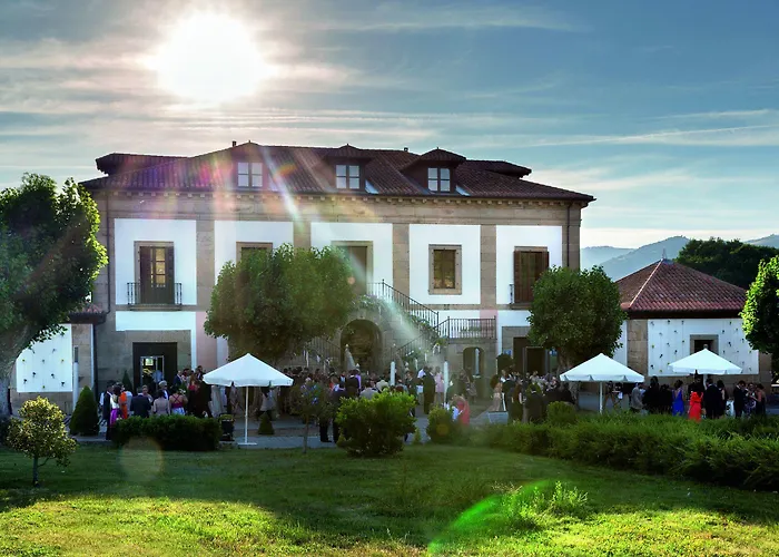 호텔 Izan Puerta De Gredos 4*