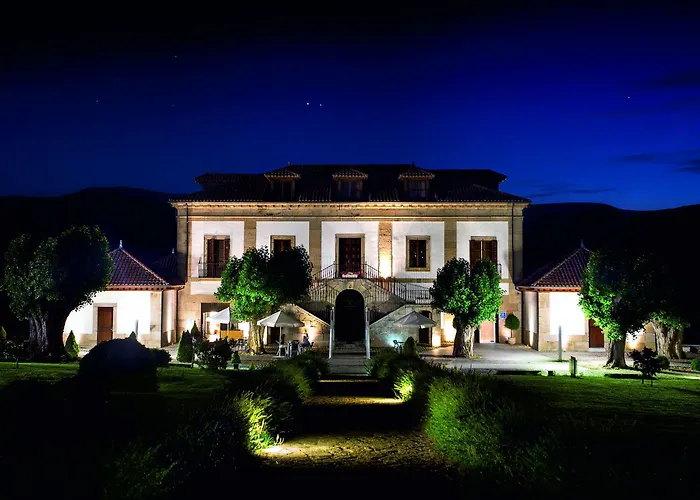 Izan Puerta De Gredos 호텔 El Barco de Ávila