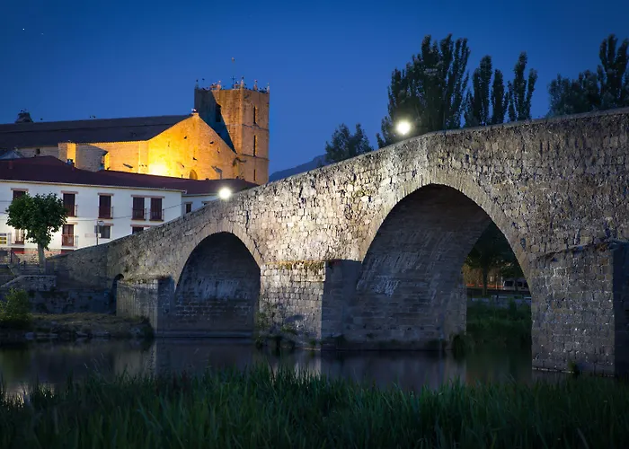 Izan Puerta De Gredos 4*